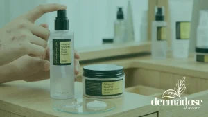 Comparativa de COSRX Advanced Snail 96 Mucin Power Essence y COSRX Advanced Snail 92 All in One Cream sobre encimera de madera