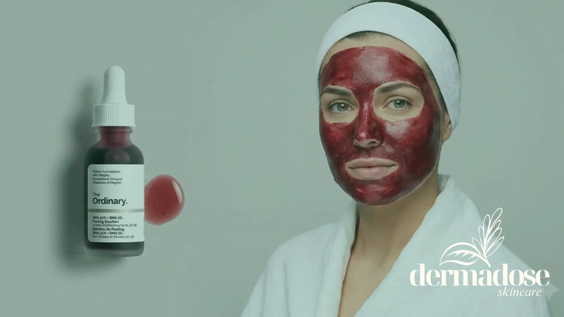 Mujer aplicándose The Ordinary AHA 30% + BHA 2% Peeling Solution mascarilla roja en cara junto al frasco del producto